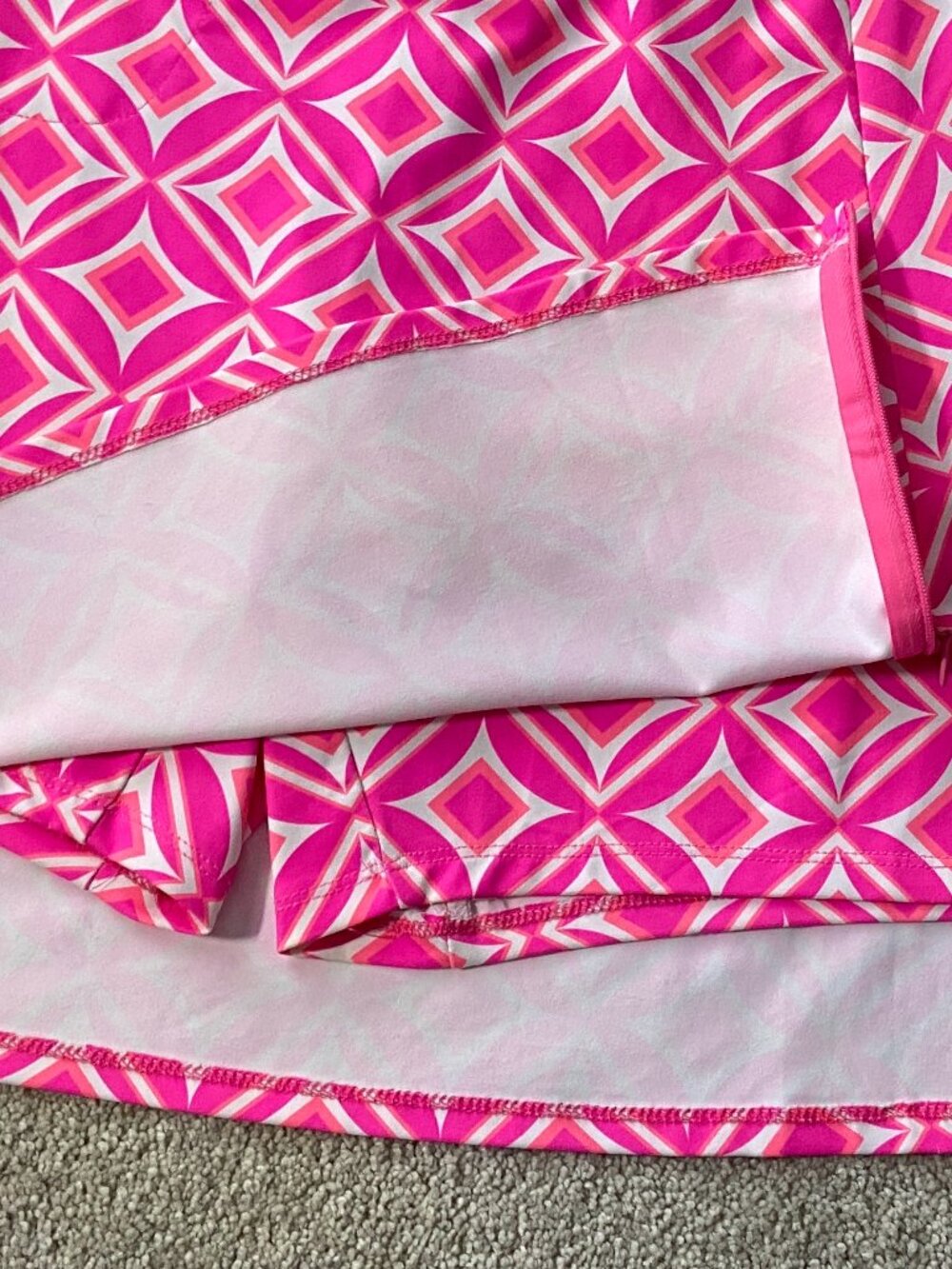 Lulu-B Geometric Pink Skort-Excellent condition - Picture 11 of 12